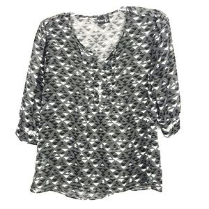 Cruel chiffon geometric black white tunic medium